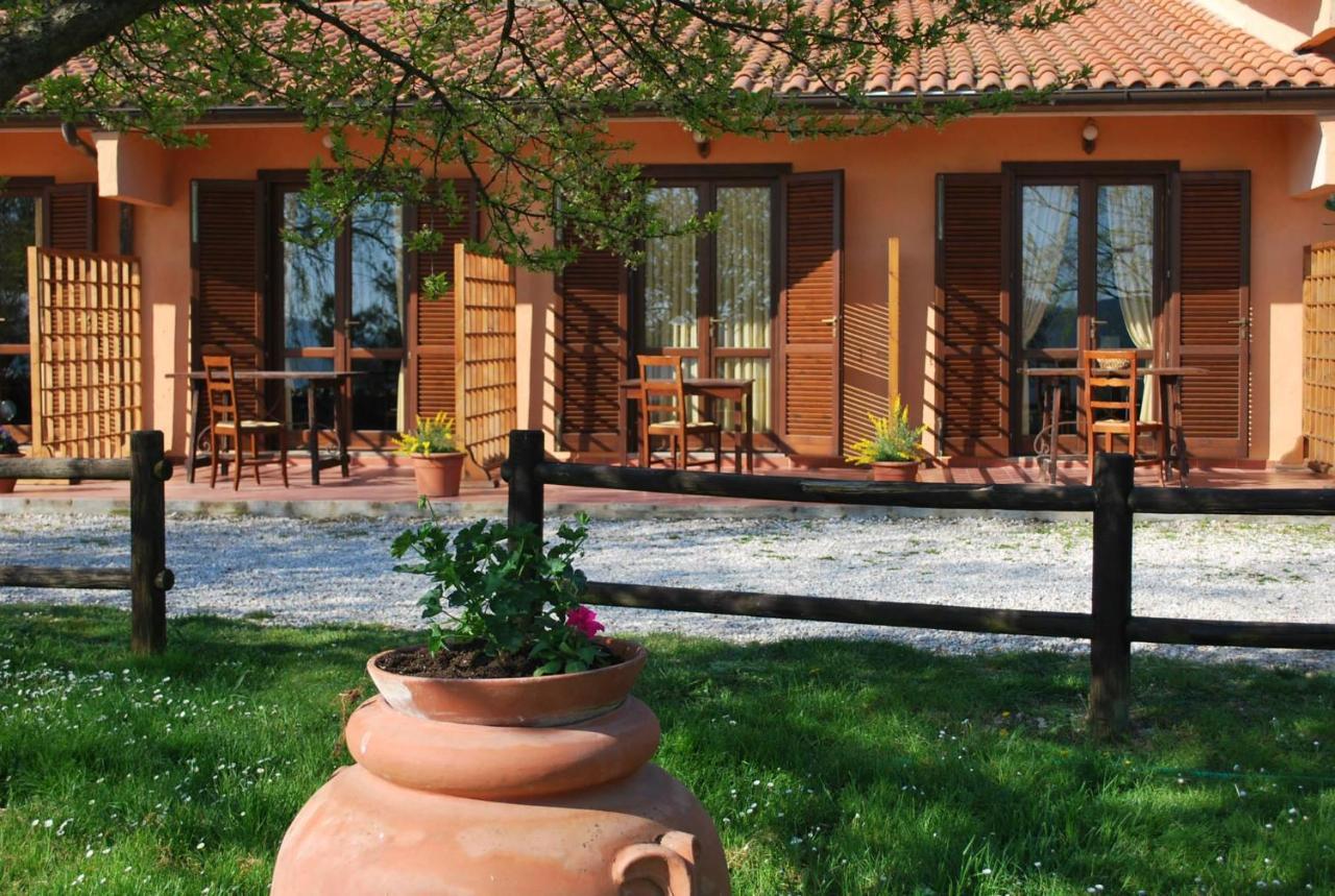 Erba Di Campo Residence Quercianella Exteriér fotografie