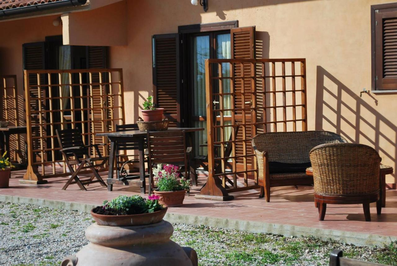 Erba Di Campo Residence Quercianella Exteriér fotografie