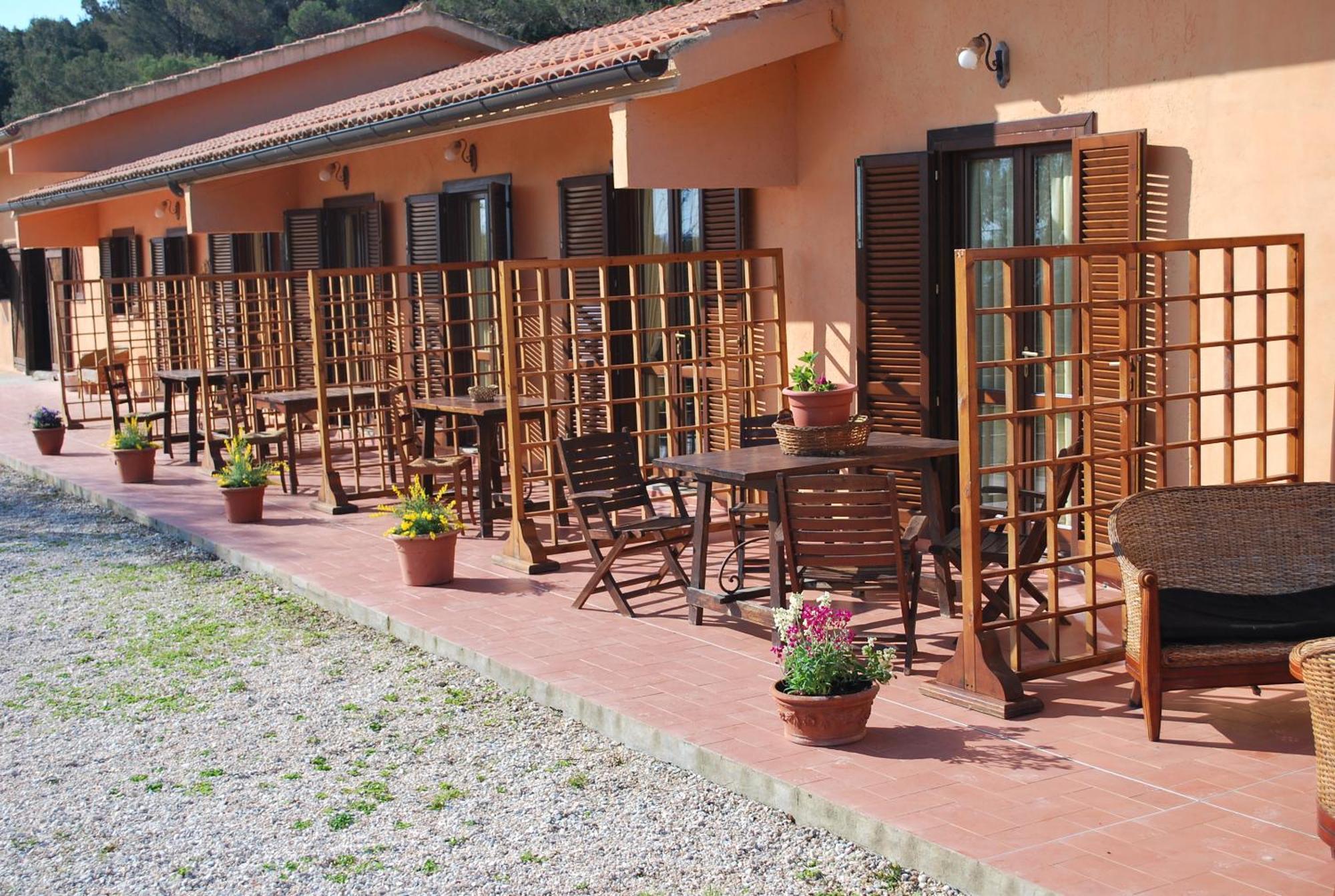 Erba Di Campo Residence Quercianella Exteriér fotografie